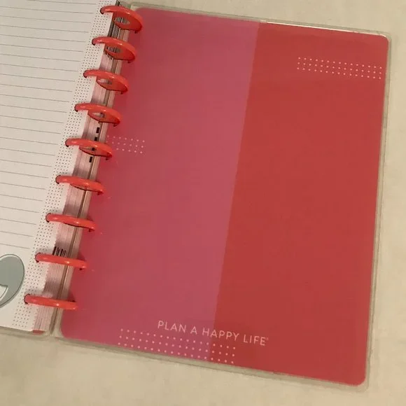 The Happy Planner Classic 18 Month Vertical Layout Hello Darling - Picture 8 of 12